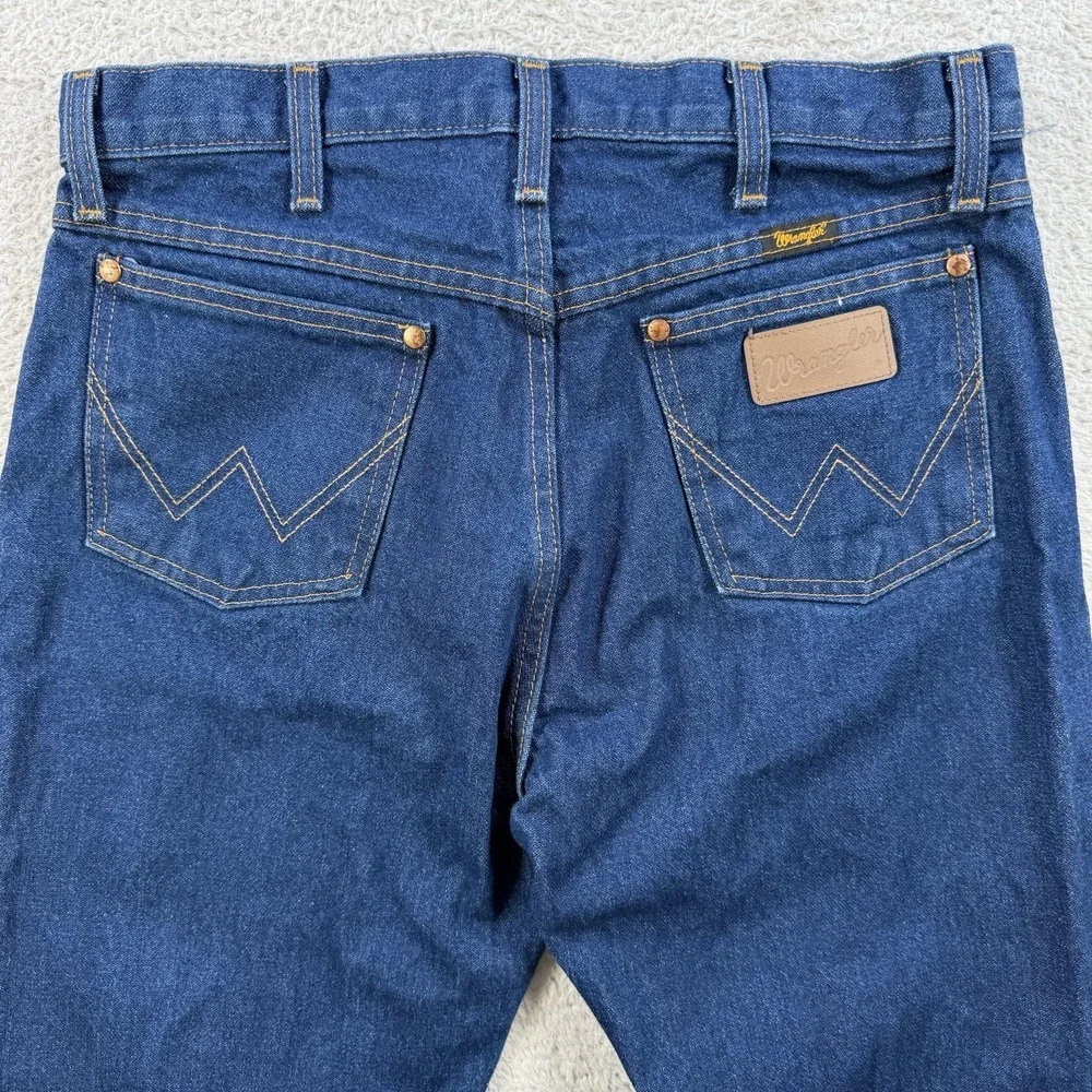 Wrangler Jeans Mens 31x36 Blue 13MWZ Cowboy Western Rodeo Denim Work Dark Wash
